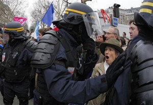 RASSEMBLEMENT ANTI-MARIAGE GAY À PARIS