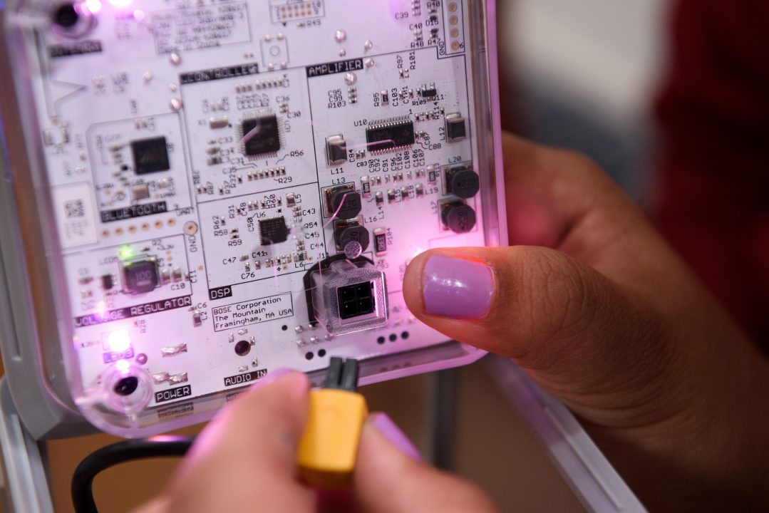 bosebuild-speaker-kit-2