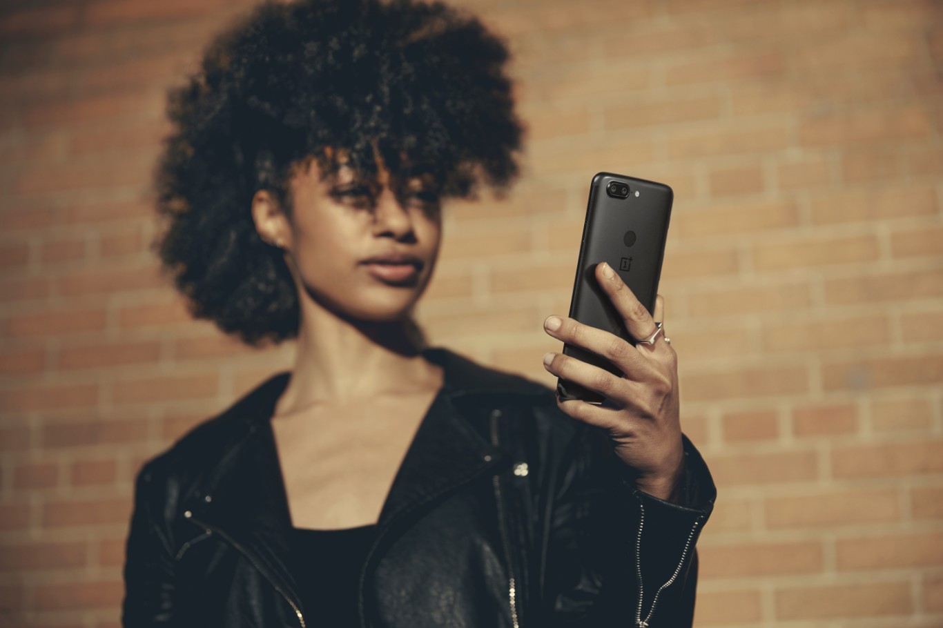OnePlus-5T-official-image