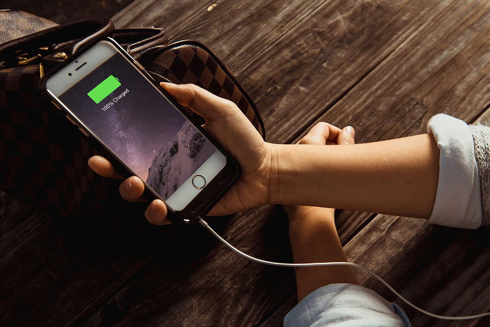 Apple sanctionné d'une amende de 25 millions d'euros pour avoir ralenti ses iPhone