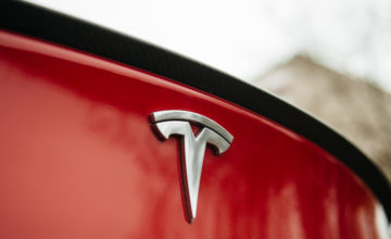 Tesla : l'Autopilot d'une Model S achetée d'occasion désactivé à distance