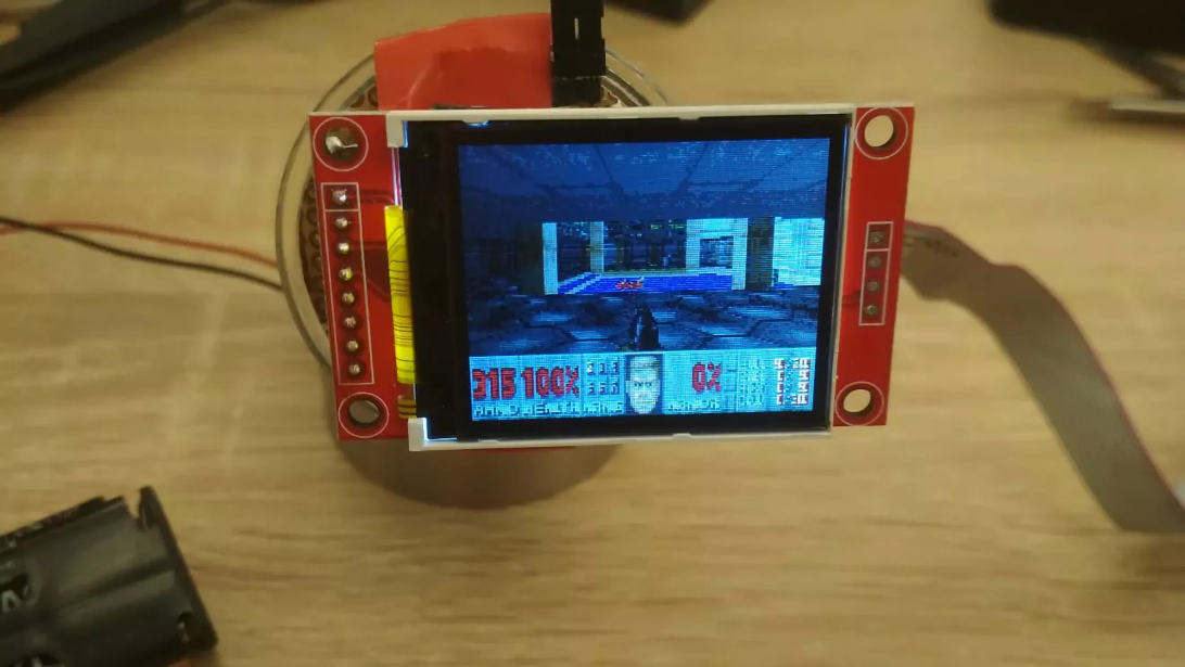 Un hacker fait tourner Doom avec une lampe intelligente Ikea à 10 euros
